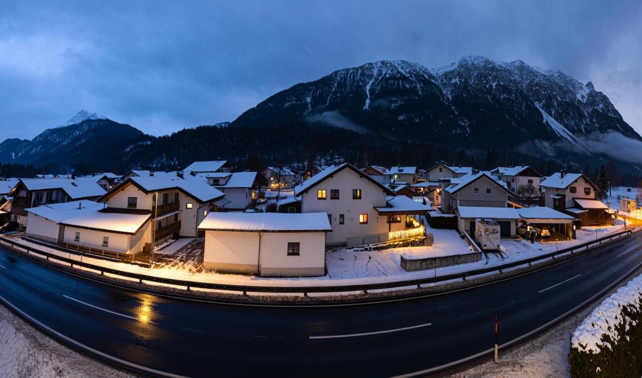 Ferienwohnung Schoenblick Weissenbach am Lech Exterior foto