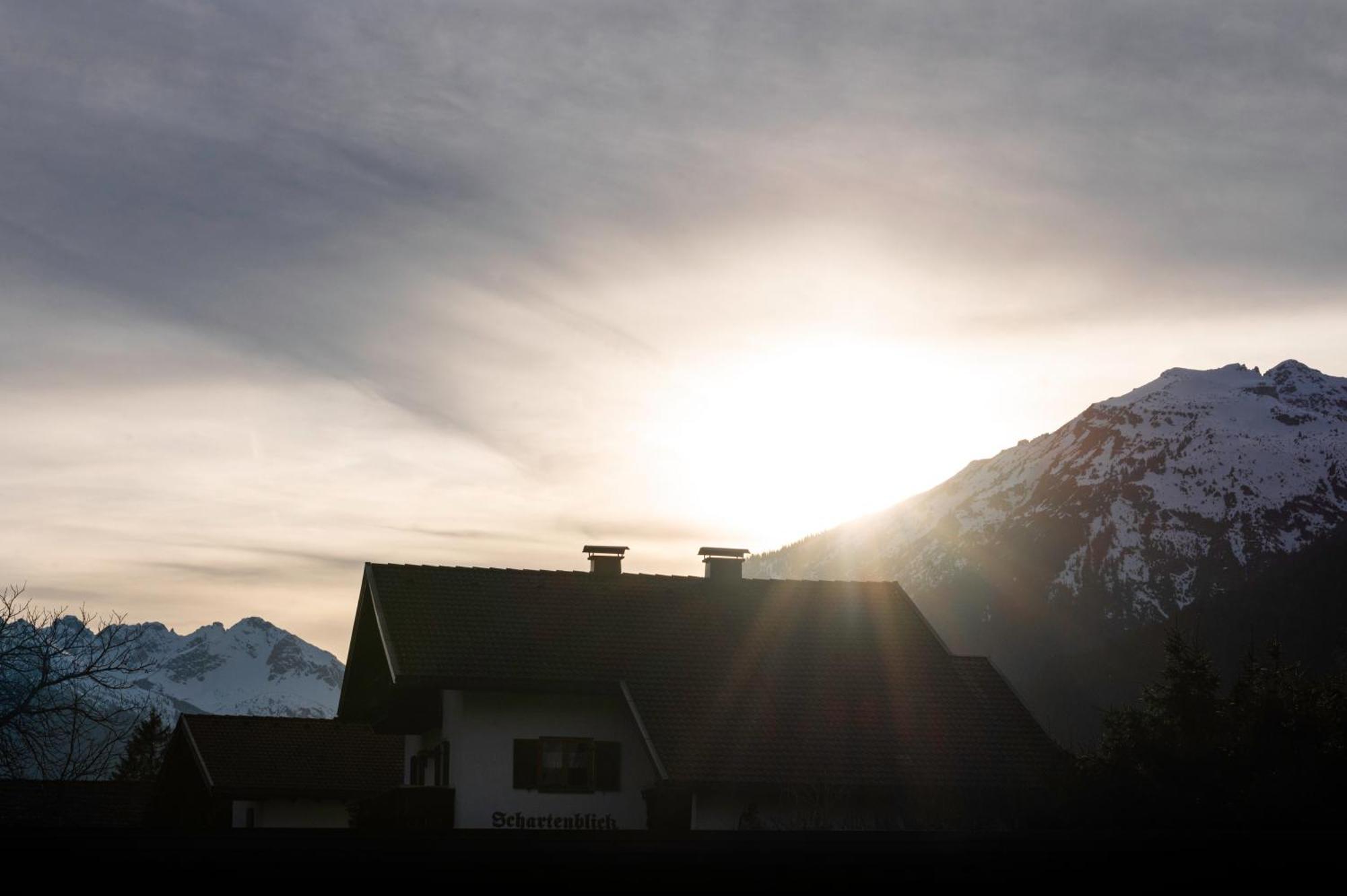 Ferienwohnung Schoenblick Weissenbach am Lech Exterior foto