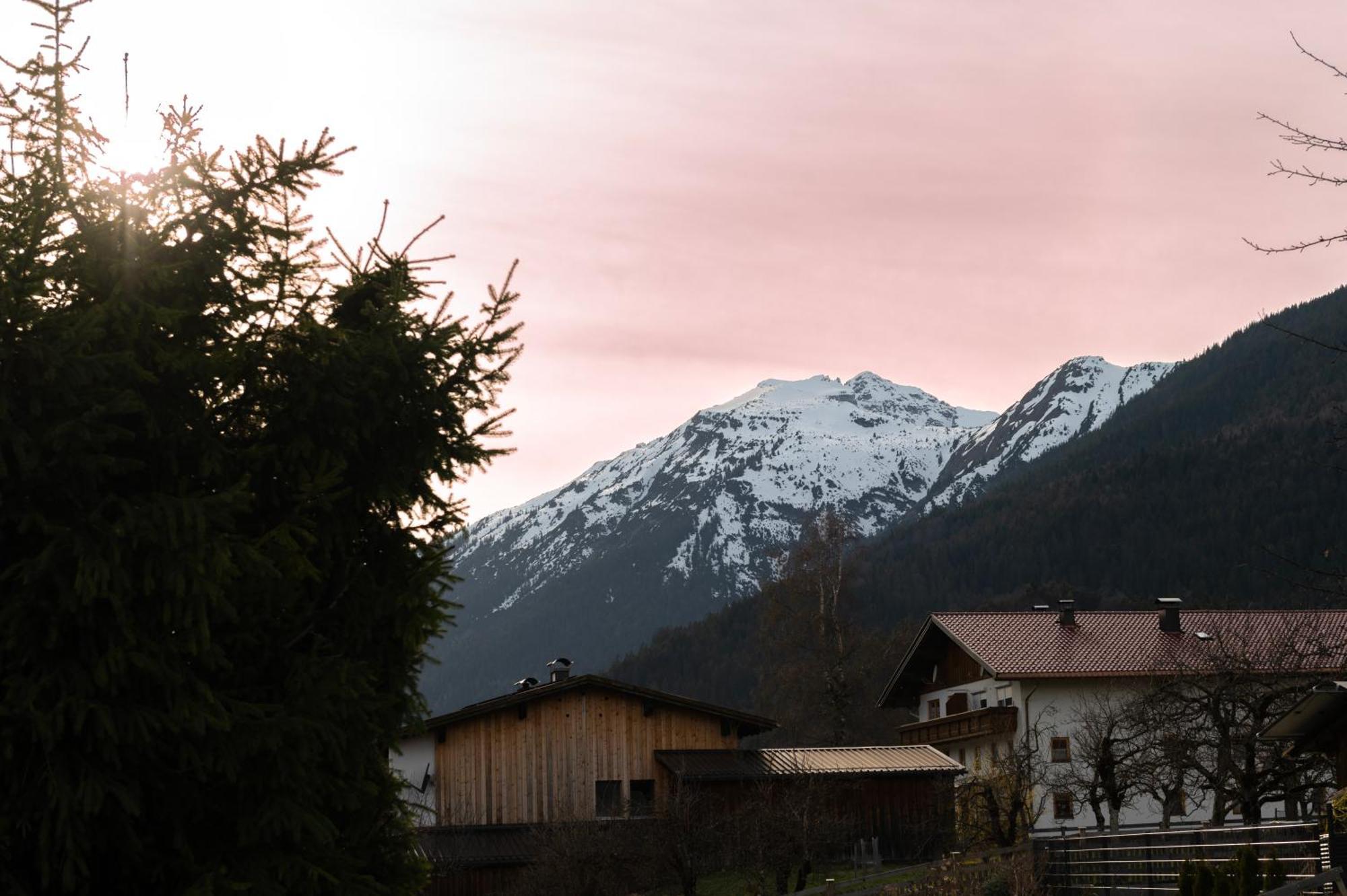 Ferienwohnung Schoenblick Weissenbach am Lech Exterior foto