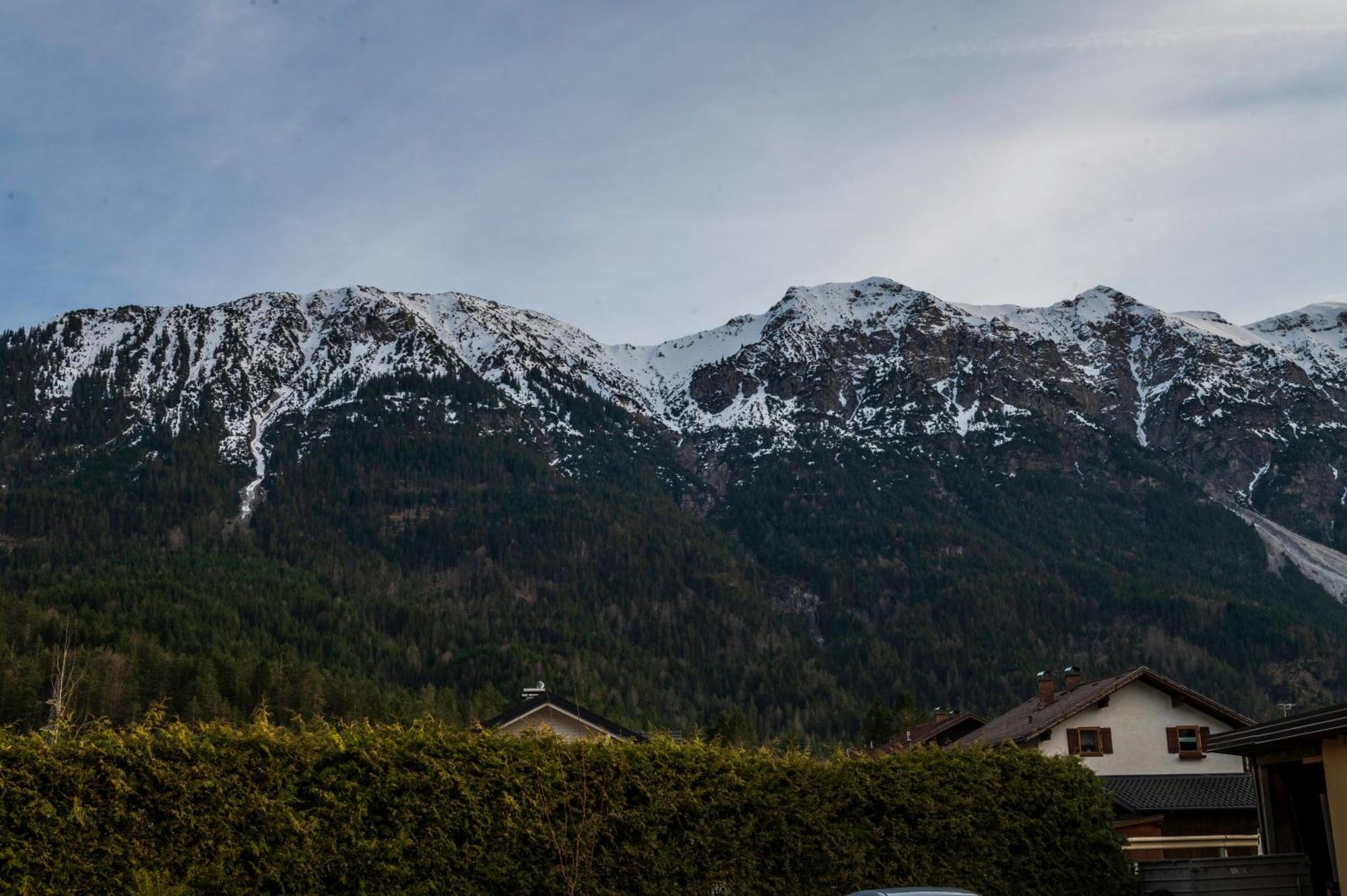 Ferienwohnung Schoenblick Weissenbach am Lech Exterior foto